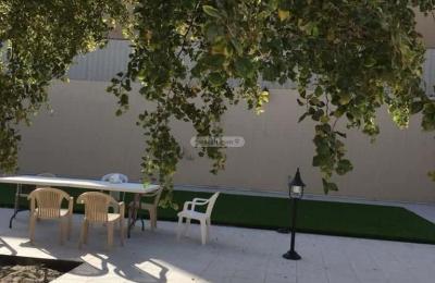 Floor 1573.64 SQM with 6 Bedrooms