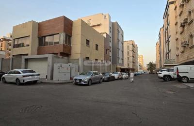 Villa 423 SQM with 3 Apartments Facing North