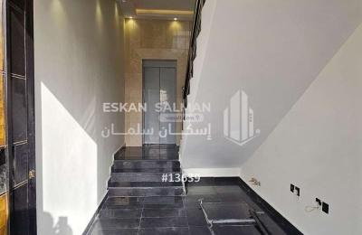 Floor 225.36 SQM with 7 Bedrooms