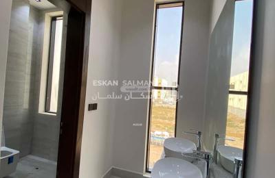 Apartment 203.16 SQM with 6 Bedrooms