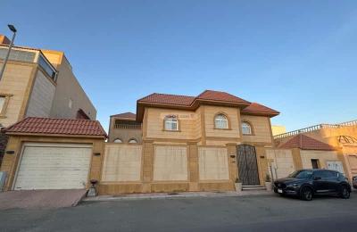 Villa 750 SQM Facing West on 16m Width Street