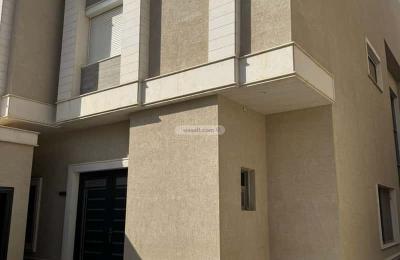 Villa 600 SQM with 1 Apartment Facing South