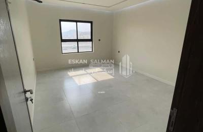 Apartment with 4 Bedrooms