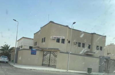 400 SQM Building for Sale