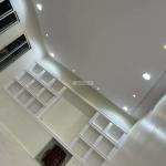 Floor 600 SQM with 5 Bedrooms