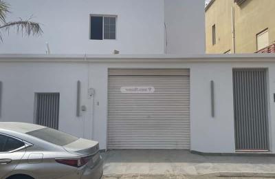 Villa 353.93 SQM Facing North with 6 Bedrooms