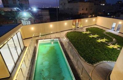 Villa 907 SQM Facing 3 Streets on 15m Width Street