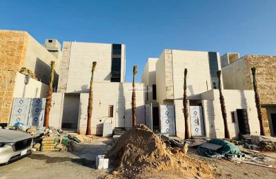 Villa 280 SQM Facing North on 15m Width Street