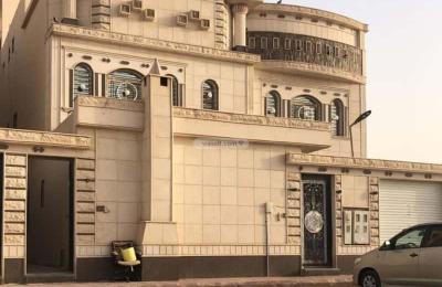 Villa 452.8 SQM Facing South on 20m Width Street