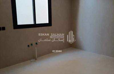 Villa 200 SQM Facing South on 15m Width Street