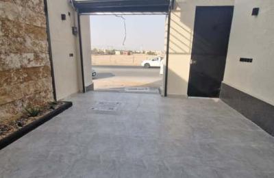 Floor 192.1 SQM with 3 Bedrooms