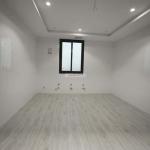 Apartment with 6 Bedrooms