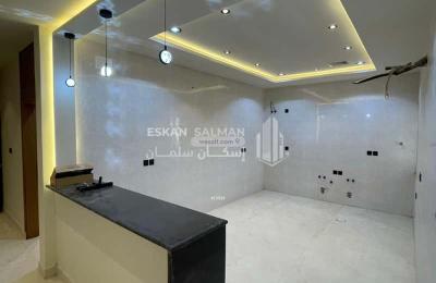 Apartment with 6 Bedrooms