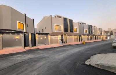 Floor 241 SQM with 4 Bedrooms