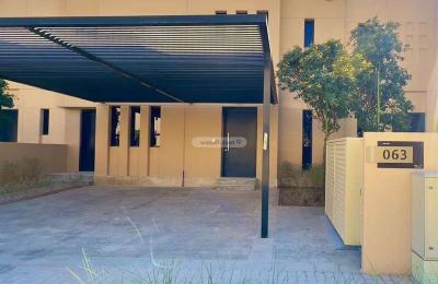 Villa 250 SQM Facing North with 3 Bedrooms