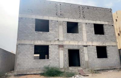 Villa 900 SQM Facing East