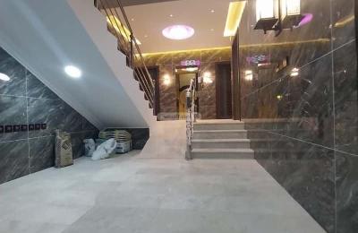 Apartment 205.47 SQM with 5 Bedrooms