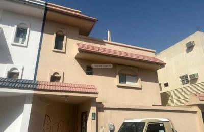 Villa 312 SQM Facing West on 10m Width Street