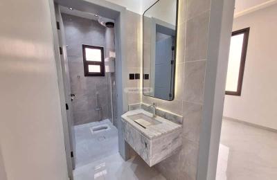 Floor 173.03 SQM with 5 Bedrooms