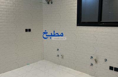 Floor 184.73 SQM with 4 Bedrooms