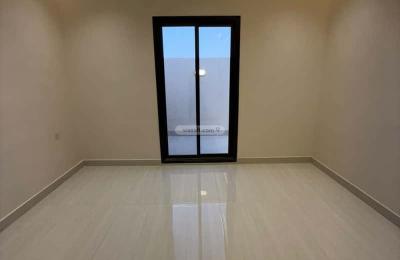 Apartment with 6 Bedrooms