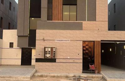 Floor 169.3 SQM with 5 Bedrooms