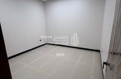 Floor 172.84 SQM with 5 Bedrooms