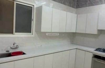 Floor 342 SQM with 4 Bedrooms