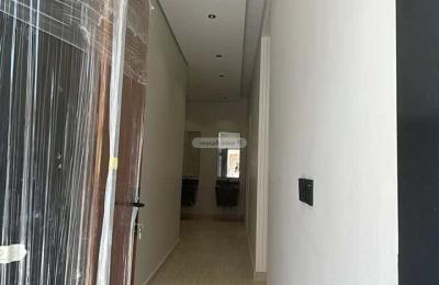 Apartment with 7 Bedrooms