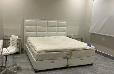 Floor 225 SQM with 3 Bedrooms