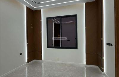 Apartment with 6 Bedrooms