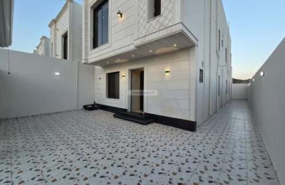 Villa 334 SQM Facing West on 15m Width Street