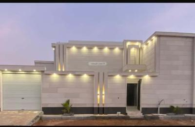 Building 416 SQM with 2 Floors Facing North