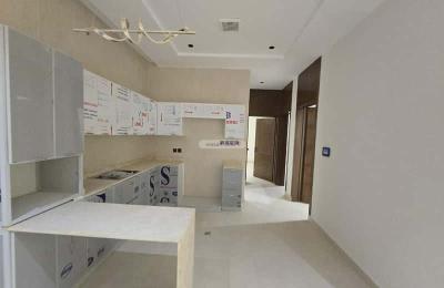 Floor 500 SQM with 4 Bedrooms