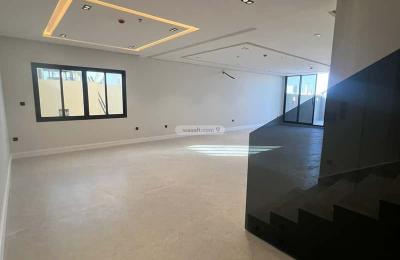 Villa 330 SQM Facing South with 8 Bedrooms