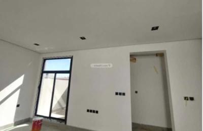 Villa 270 SQM Facing West with 8 Bedrooms