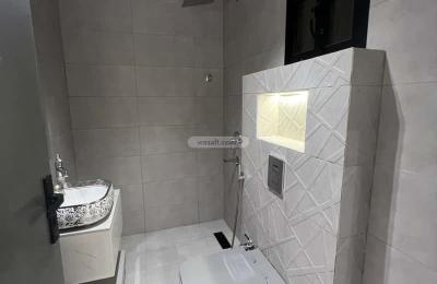 Apartment with 6 Bedrooms