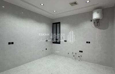 Apartment with 6 Bedrooms