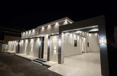 Floor 625 SQM with 7 Bedrooms