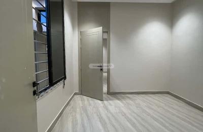 Floor with 5 Bedrooms