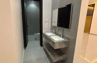 Floor with 4 Bedrooms