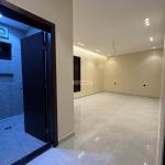 Villa 300 SQM with 2 Apartments Facing South