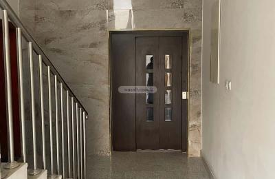 Floor 200 SQM with 3 Bedrooms