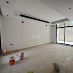 Floor 183.72 SQM with 4 Bedrooms