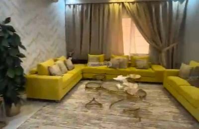 Furnished Villa 450 SQM Facing East