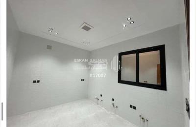 Floor 171.53 SQM with 5 Bedrooms