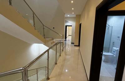 Villa 300 SQM Facing North West on 18m Width Street