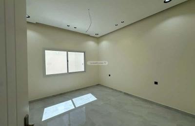 Floor 300 SQM with 5 Bedrooms