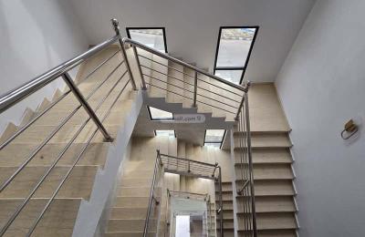 Apartment 240 SQM with 6 Bedrooms