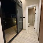 Floor 165.81 SQM with 4 Bedrooms